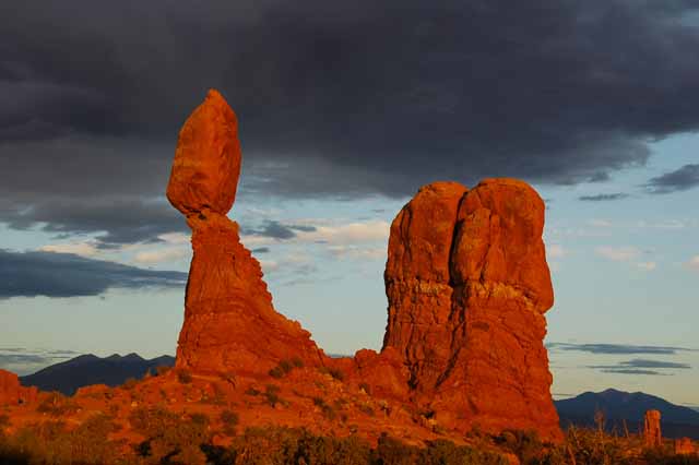 balanced rock at sunset